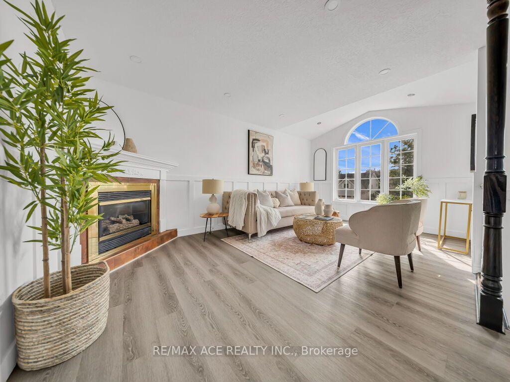 Photo 7 of 46 McLachlan Place, Guelph, Willow West/Sugarbush/West Acres — HOMEH