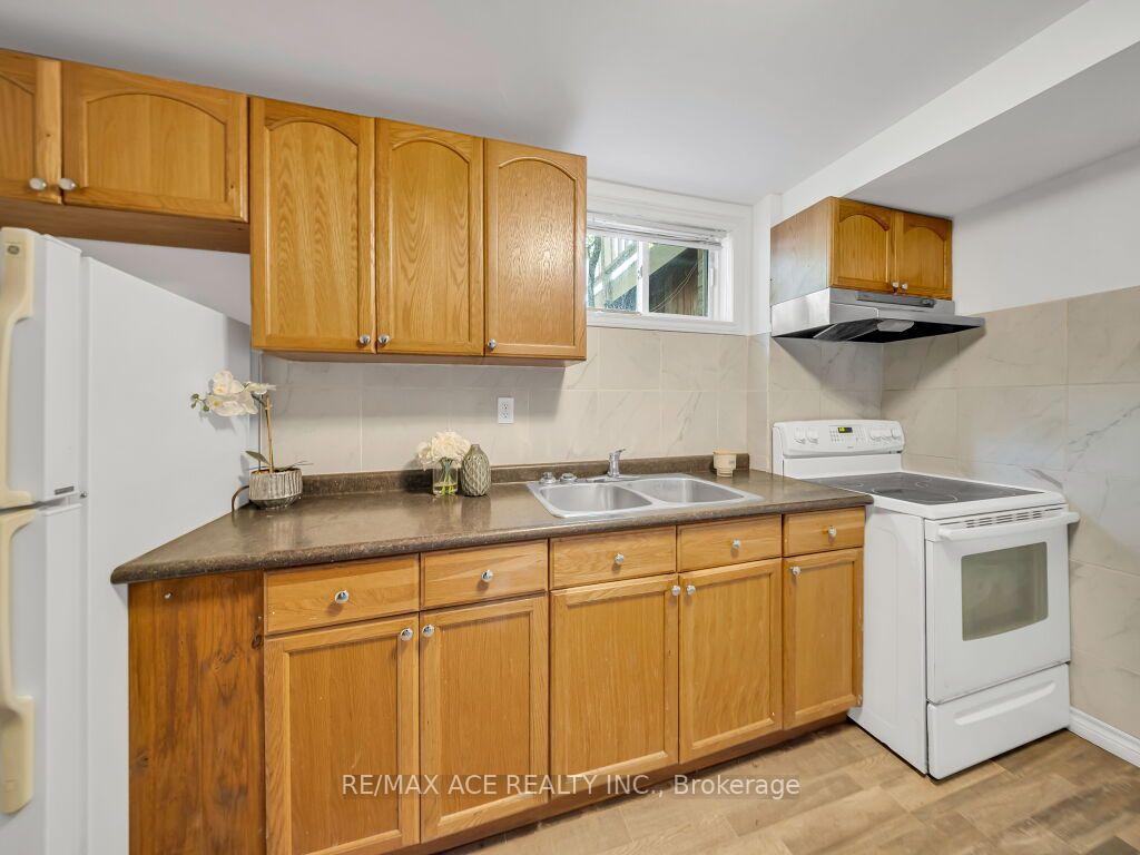 Photo 31 of 46 McLachlan Place, Guelph, Willow West/Sugarbush/West Acres — HOMEH