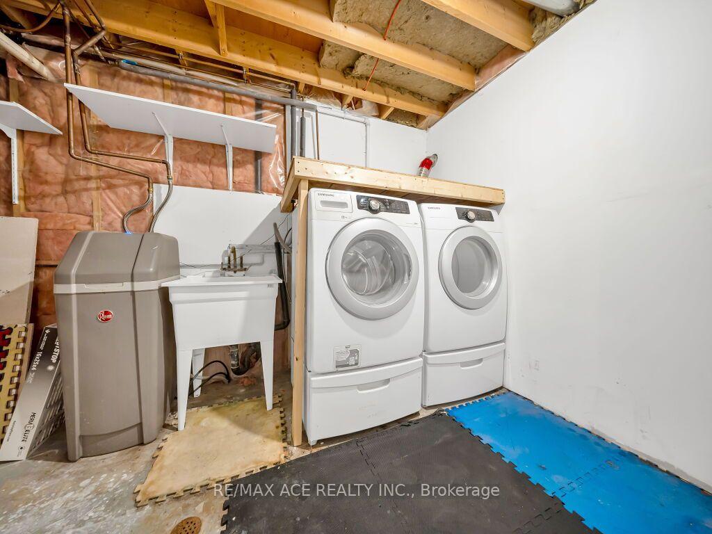 Photo 32 of 46 McLachlan Place, Guelph, Willow West/Sugarbush/West Acres — HOMEH