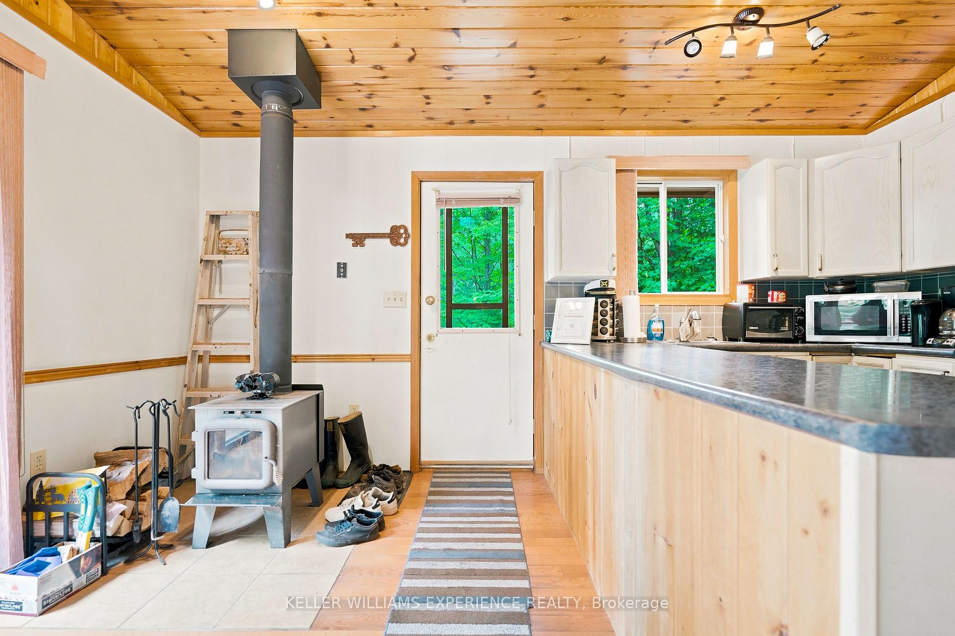 Photo 11 of 1689 Braeloch Road, Algonquin Highlands, Stanhope — HOMEH