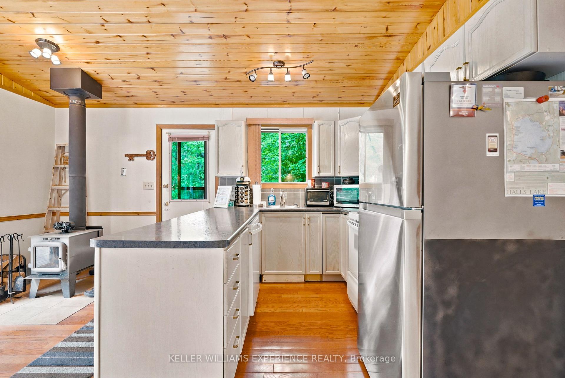 Photo 13 of 1689 Braeloch Road, Algonquin Highlands, Stanhope — HOMEH