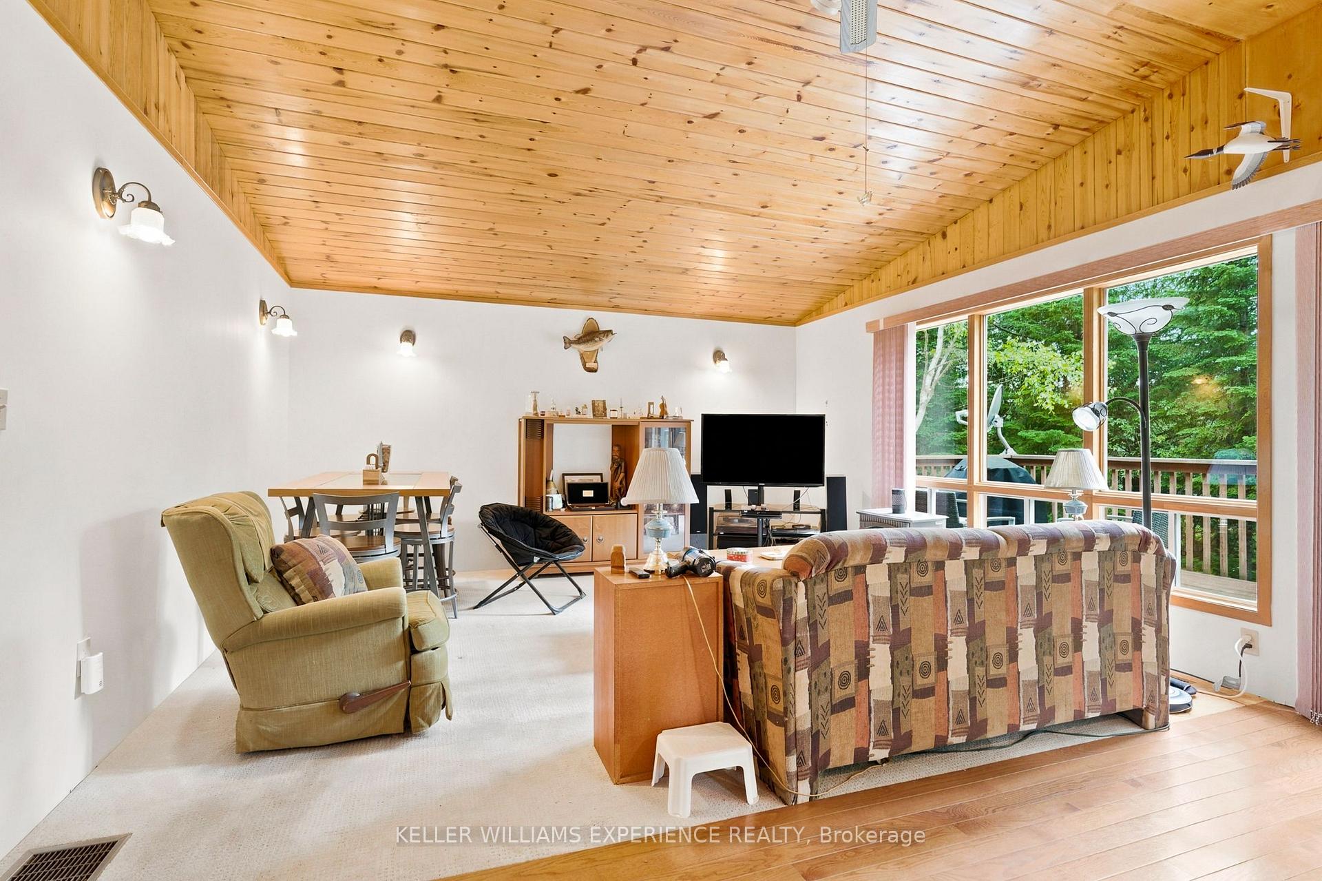 Photo 14 of 1689 Braeloch Road, Algonquin Highlands, Stanhope — HOMEH
