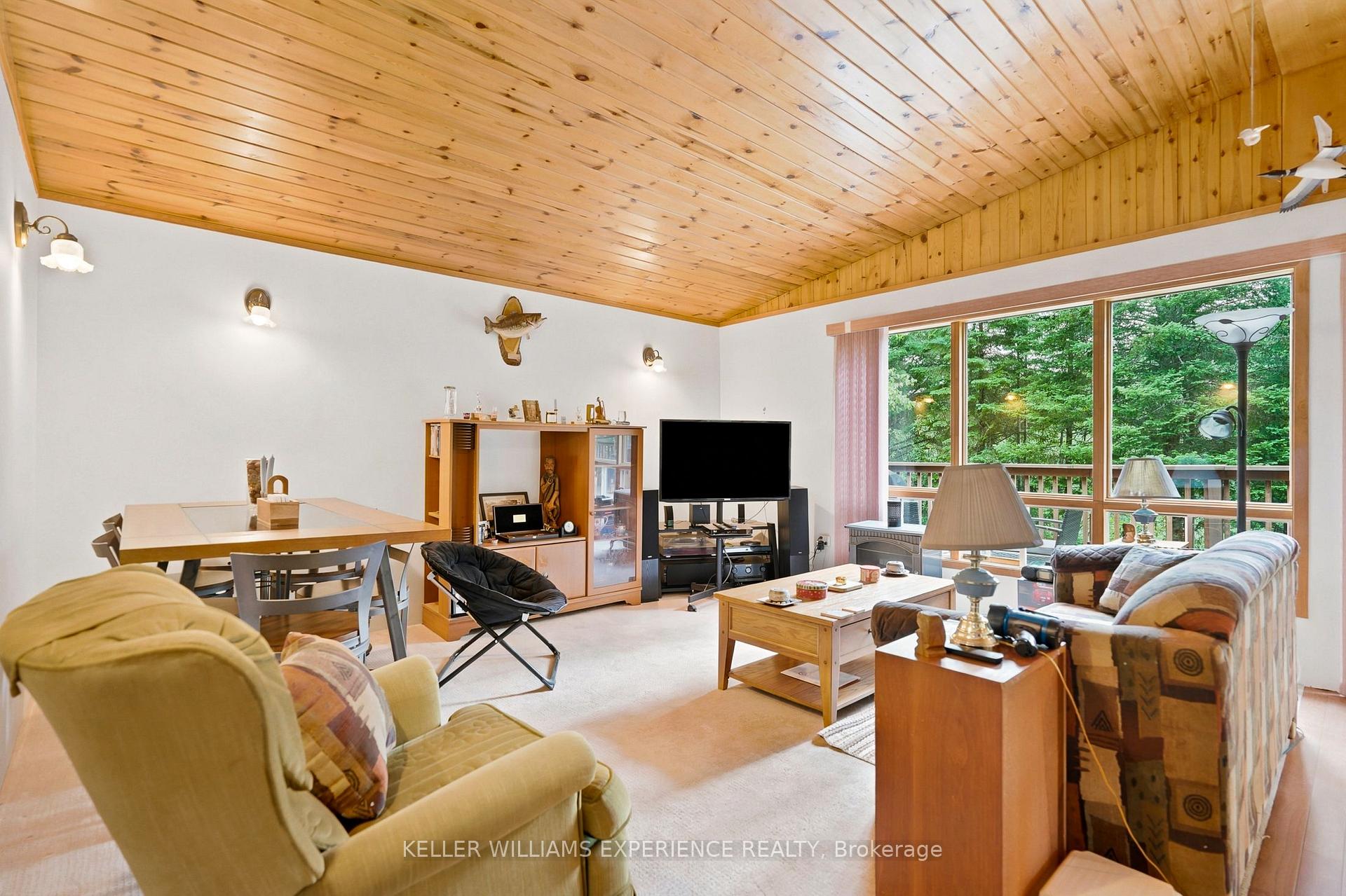 Photo 15 of 1689 Braeloch Road, Algonquin Highlands, Stanhope — HOMEH