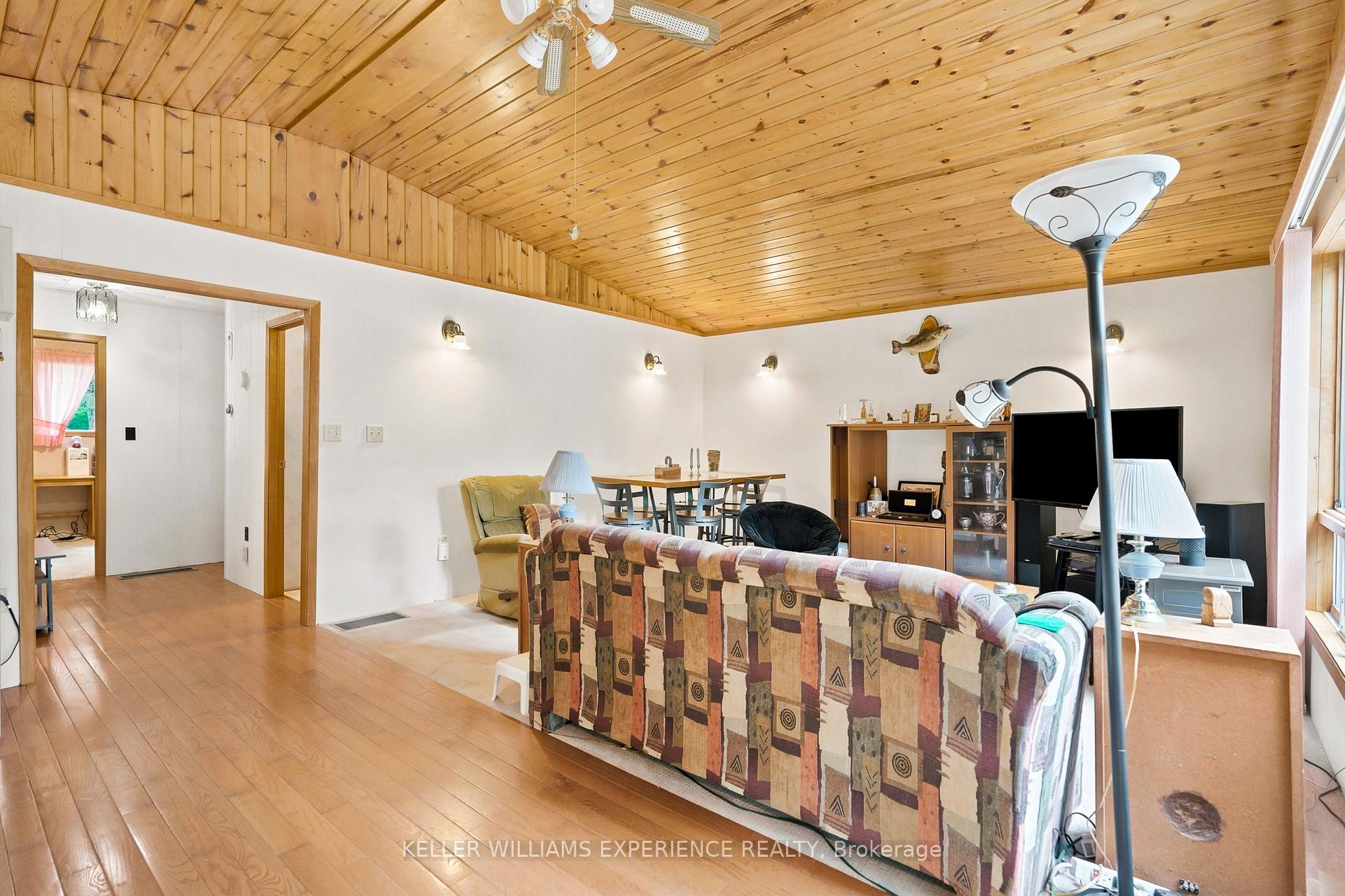 Photo 18 of 1689 Braeloch Road, Algonquin Highlands, Stanhope — HOMEH
