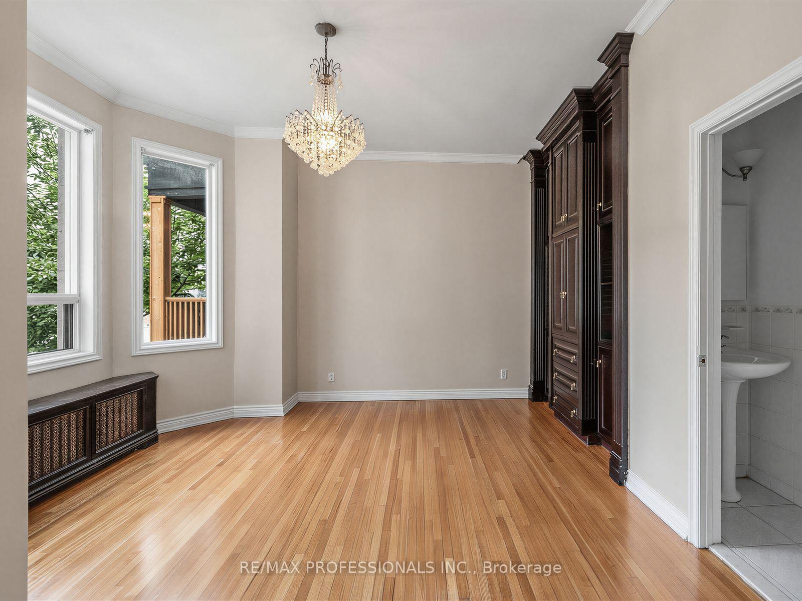 Photo 4 of 168 Markham Street, Toronto, Trinity-Bellwoods — HOMEH