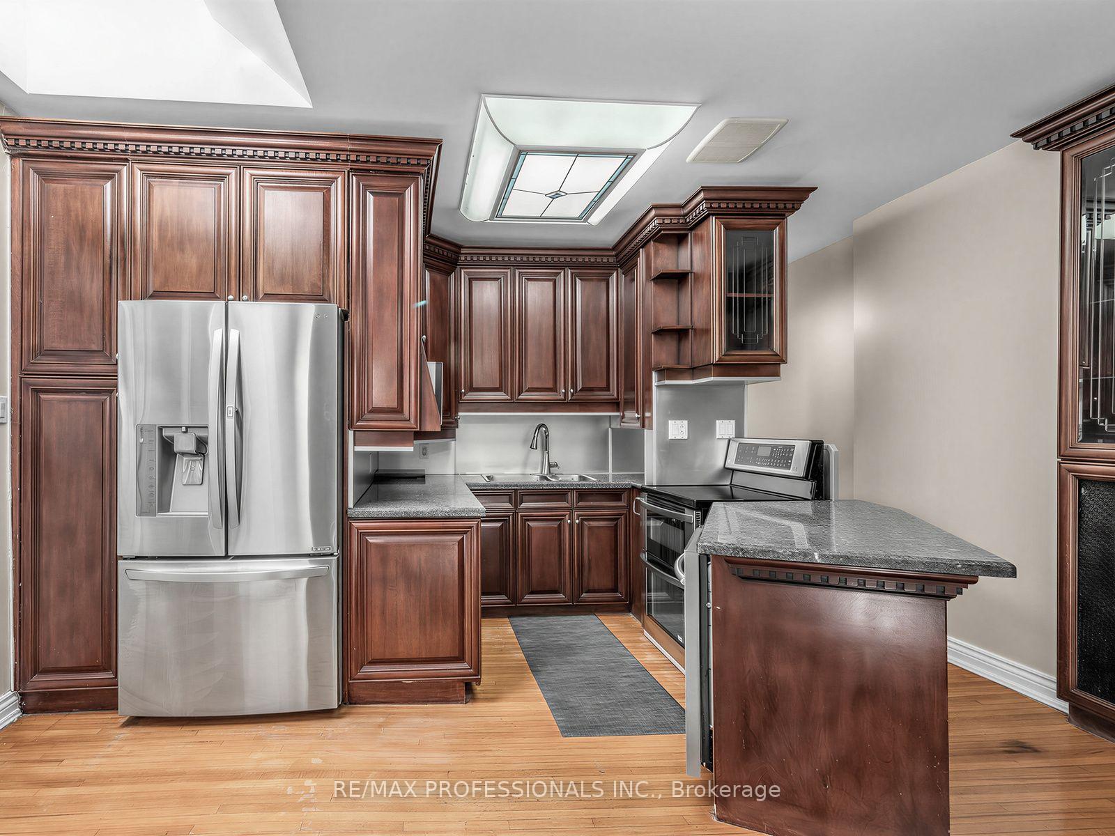 Photo 12 of 168 Markham Street, Toronto, Trinity-Bellwoods — HOMEH