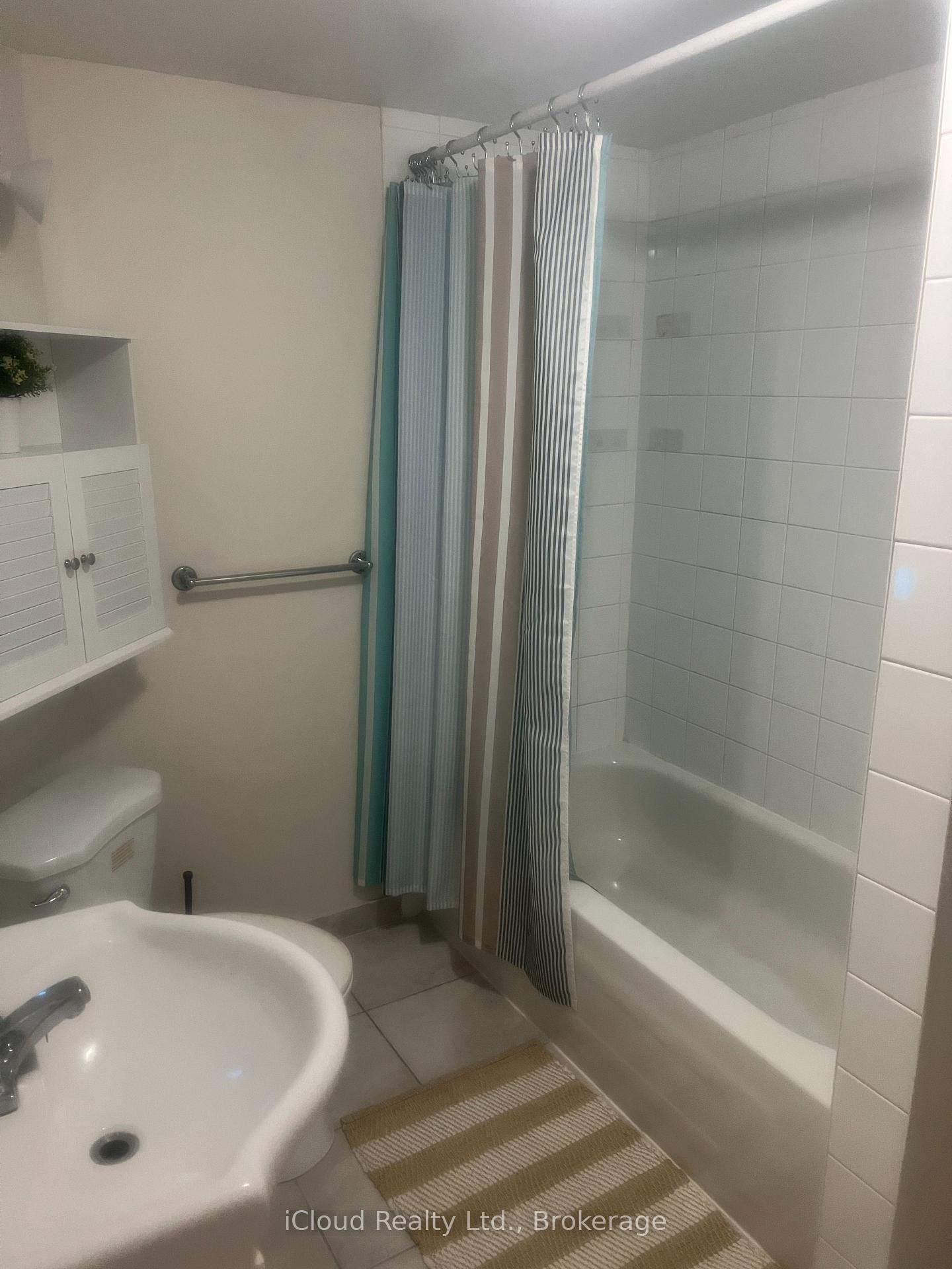 Photo 7 of Unit Bsmt, 1 Greybeaver Tr, Scarborough, Rouge — HOMEH