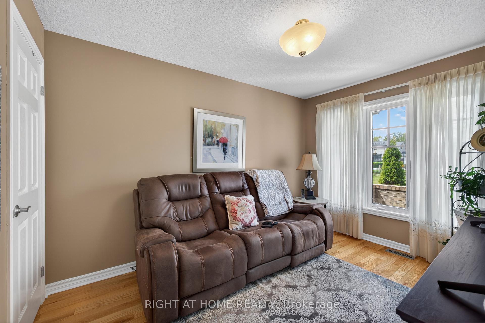 Photo 7 of Unit 21, 2100 Denview Avenue, London, North S — HOMEH