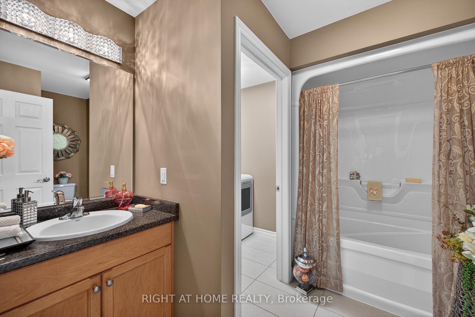 Photo 9 of Unit 21, 2100 Denview Avenue, London, North S — HOMEH