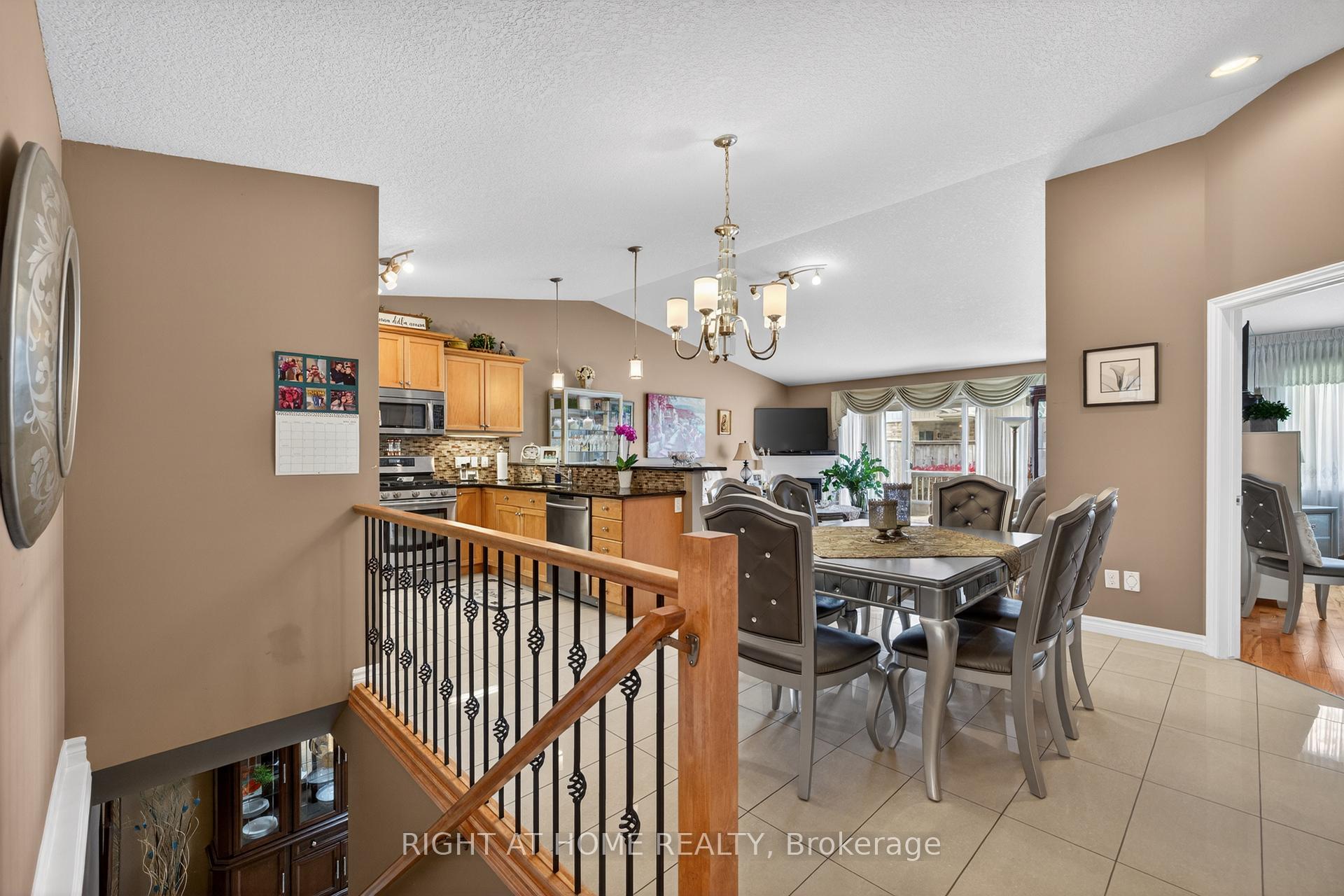 Photo 17 of Unit 21, 2100 Denview Avenue, London, North S — HOMEH