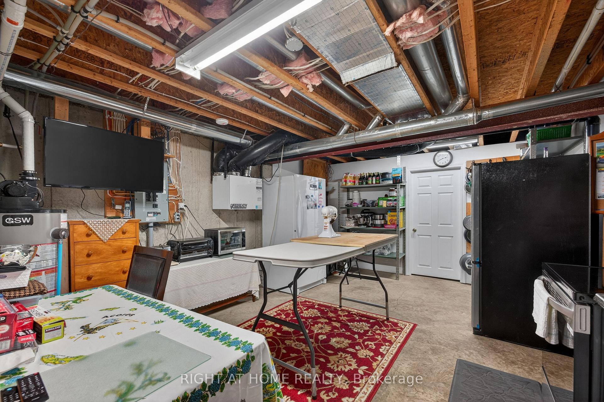 Photo 34 of Unit 21, 2100 Denview Avenue, London, North S — HOMEH