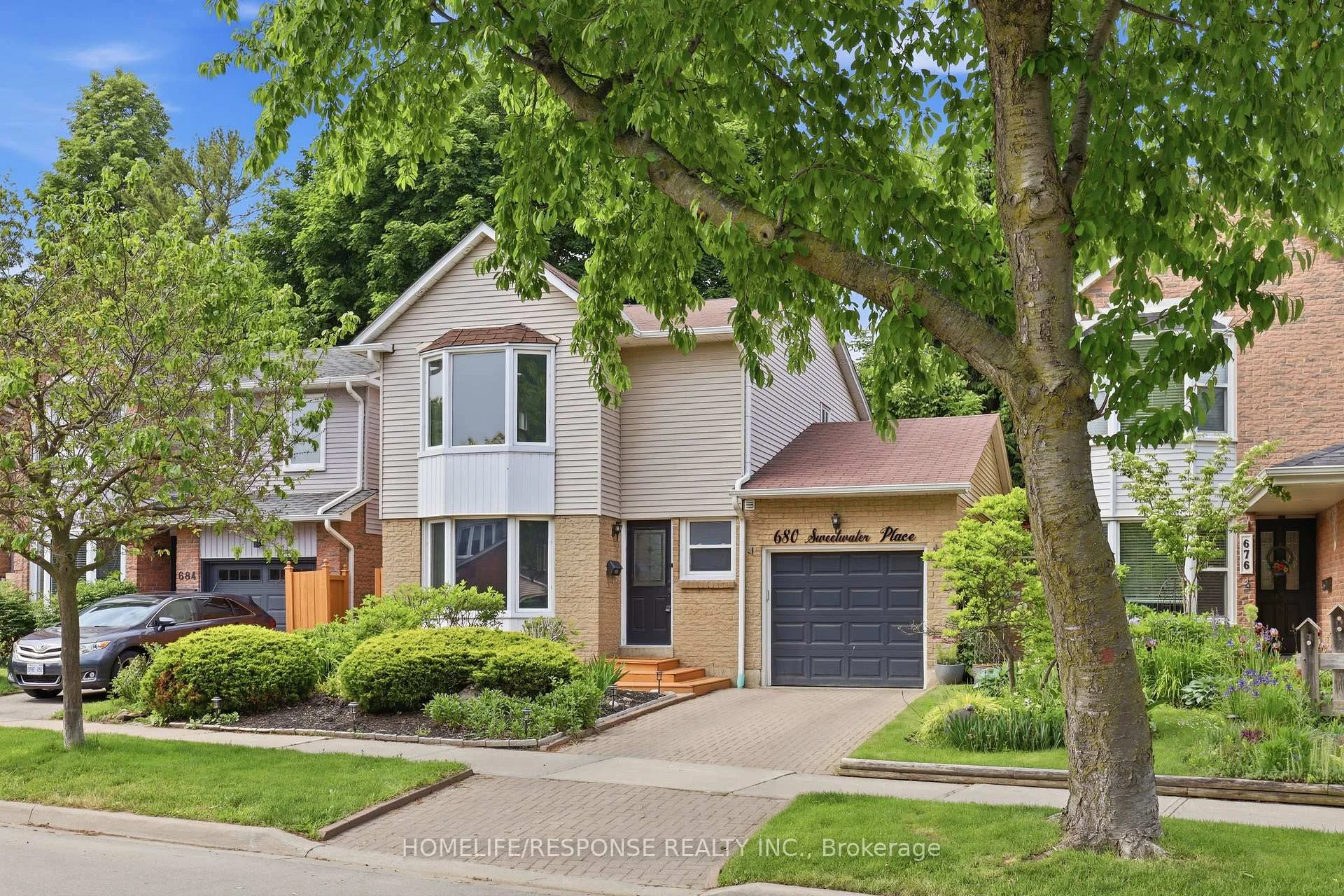 Photo of 680 Sweetwater Place