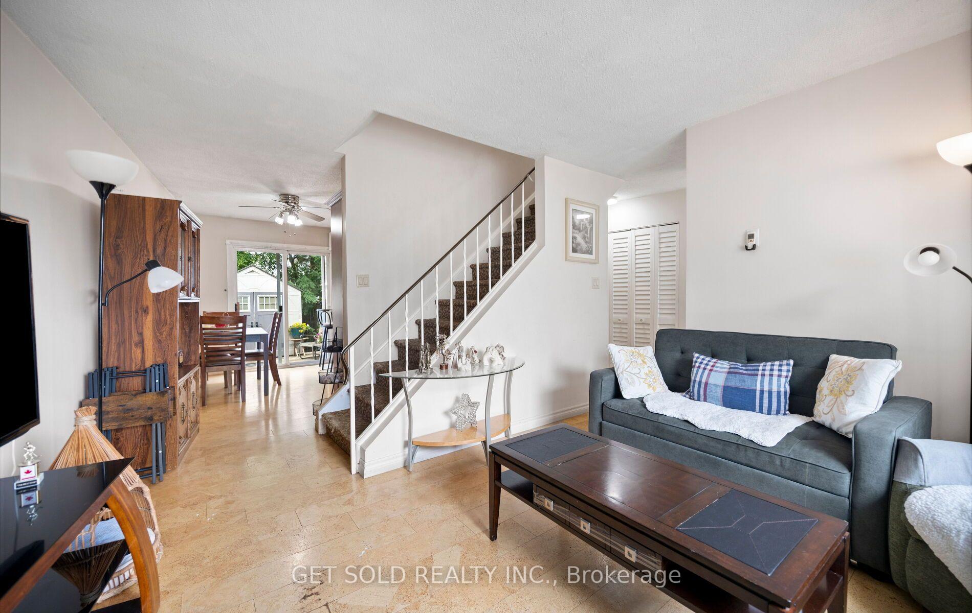 Photo 7 of Unit 5, 5 Kingham Road, Halton Hills, Acton — HOMEH