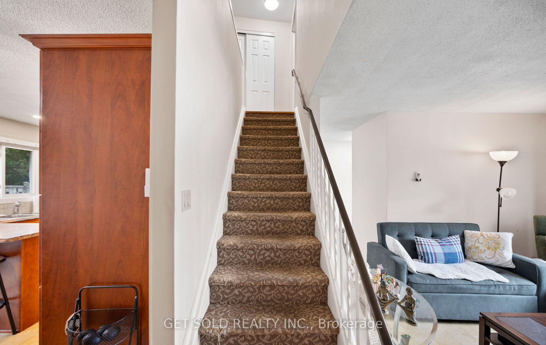 Photo 15 of Unit 5, 5 Kingham Road, Halton Hills, Acton — HOMEH