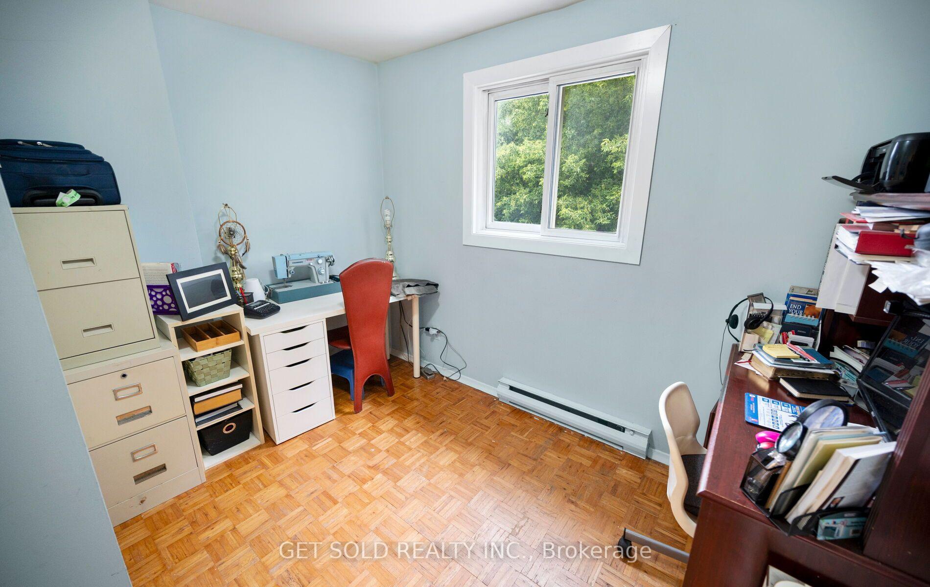 Photo 25 of Unit 5, 5 Kingham Road, Halton Hills, Acton — HOMEH