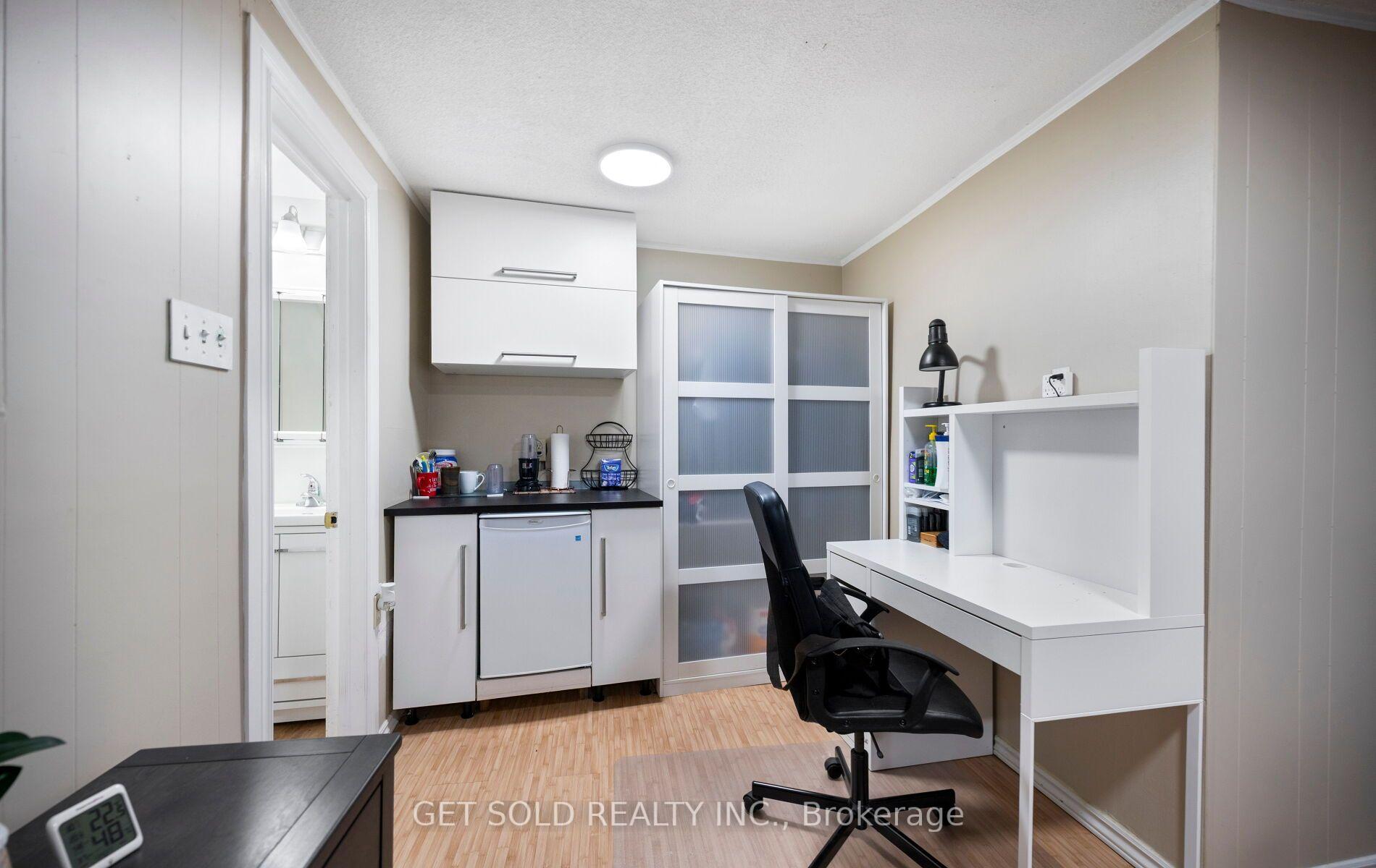 Photo 34 of Unit 5, 5 Kingham Road, Halton Hills, Acton — HOMEH