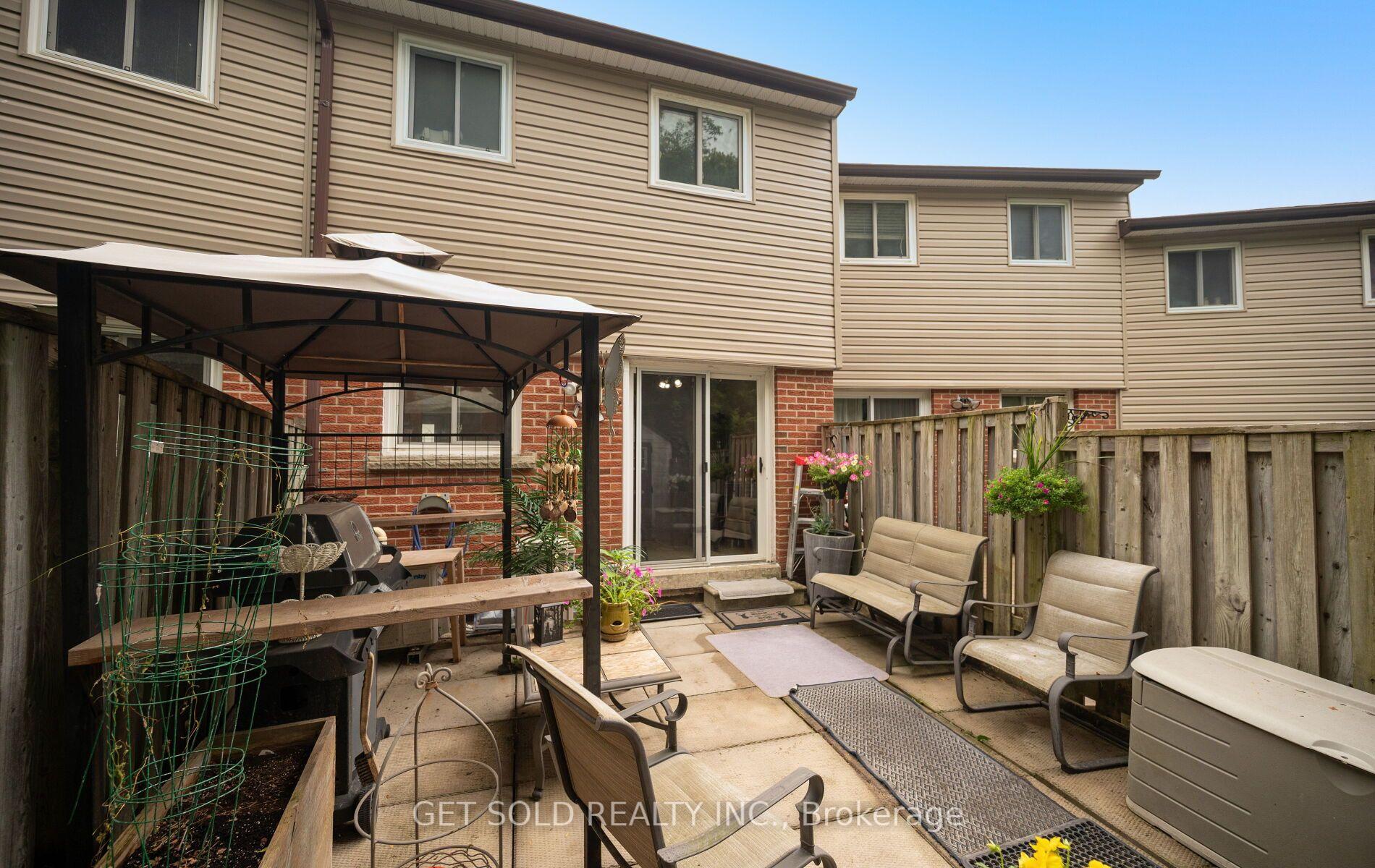 Photo 41 of Unit 5, 5 Kingham Road, Halton Hills, Acton — HOMEH