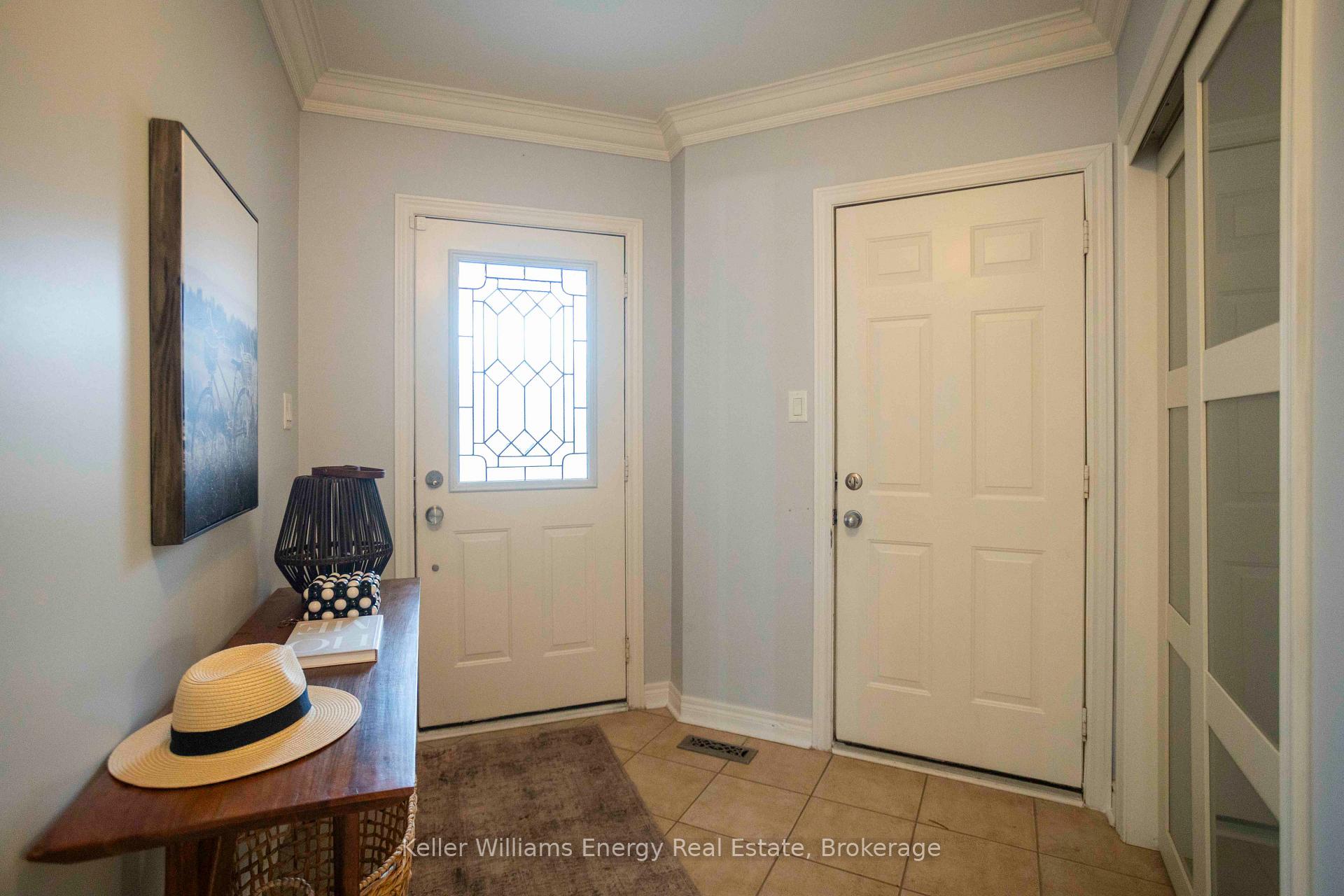 Photo 4 of 113 Isaac Murray Avenue, Vaughan, Maple — HOMEH