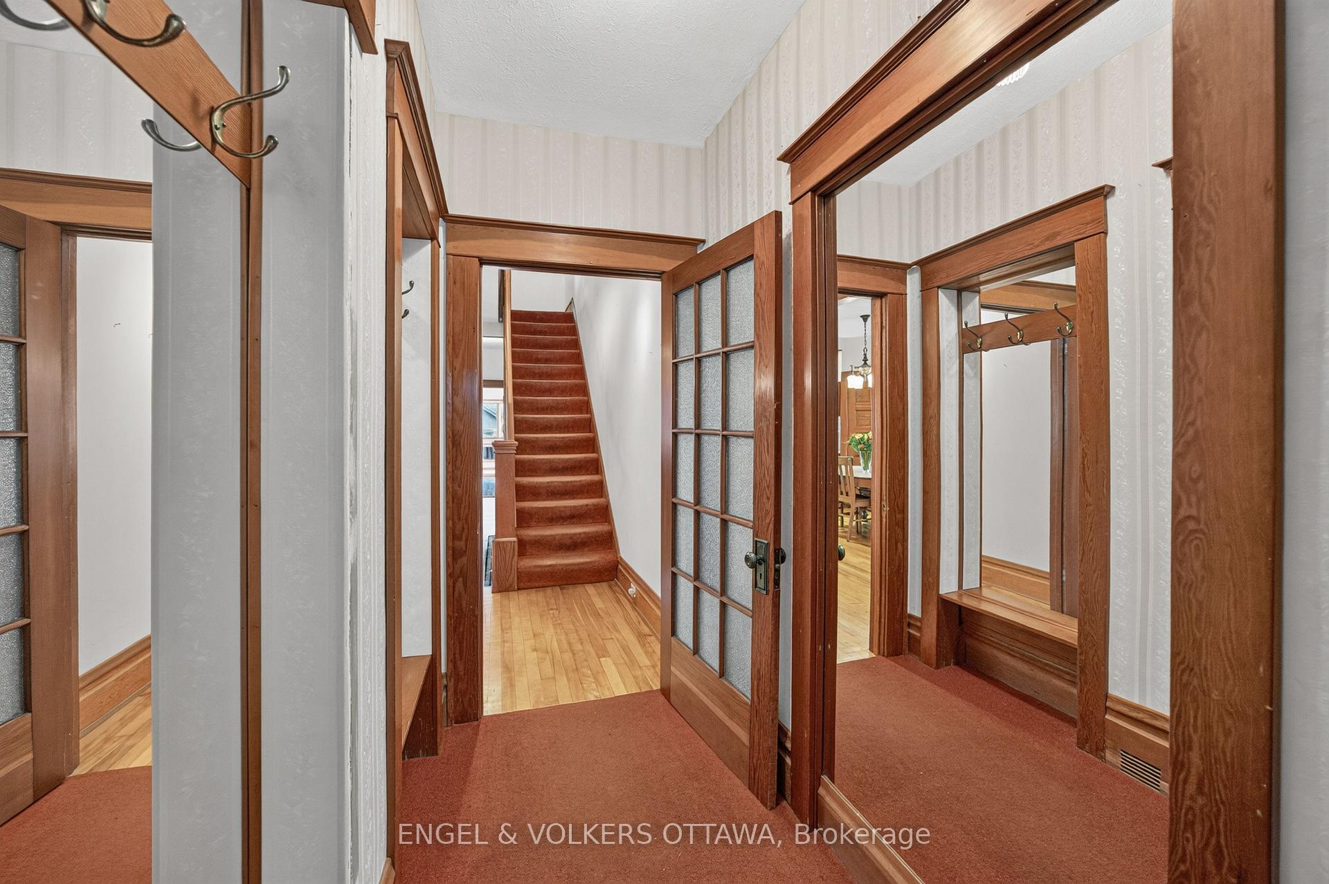 Photo 5 of 68 Cameron Avenue, Ottawa, Old Ottawa South — HOMEH