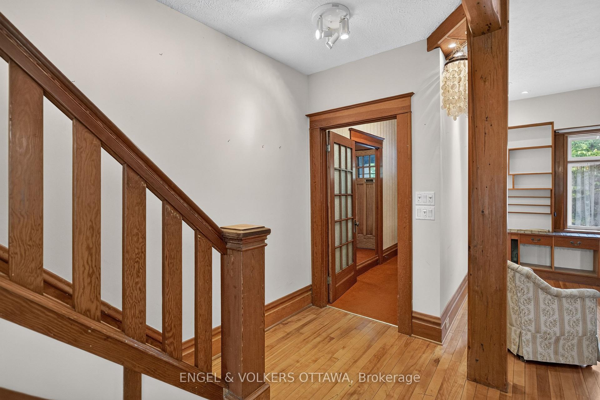 Photo 6 of 68 Cameron Avenue, Ottawa, Old Ottawa South — HOMEH