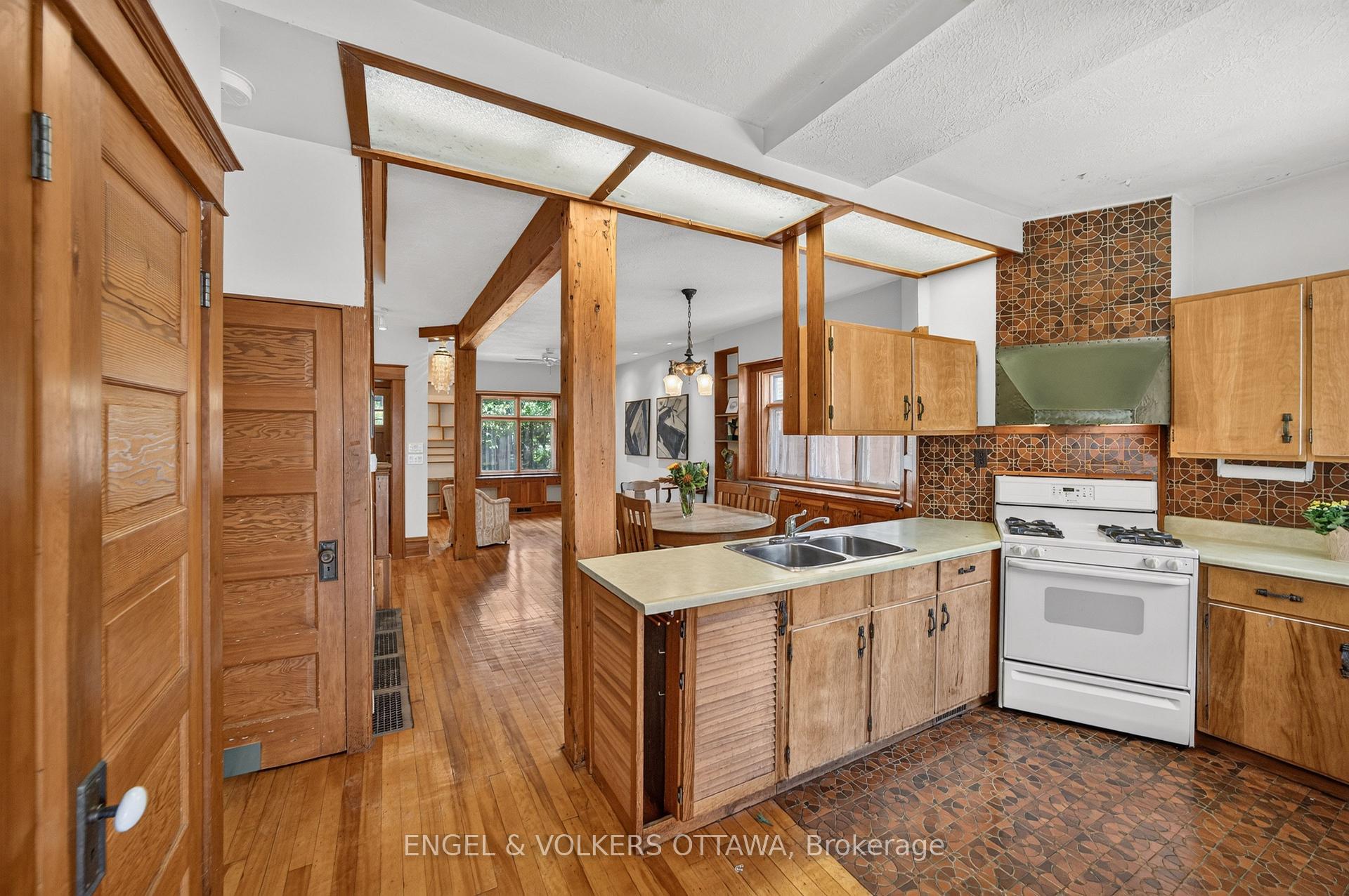 Photo 18 of 68 Cameron Avenue, Ottawa, Old Ottawa South — HOMEH