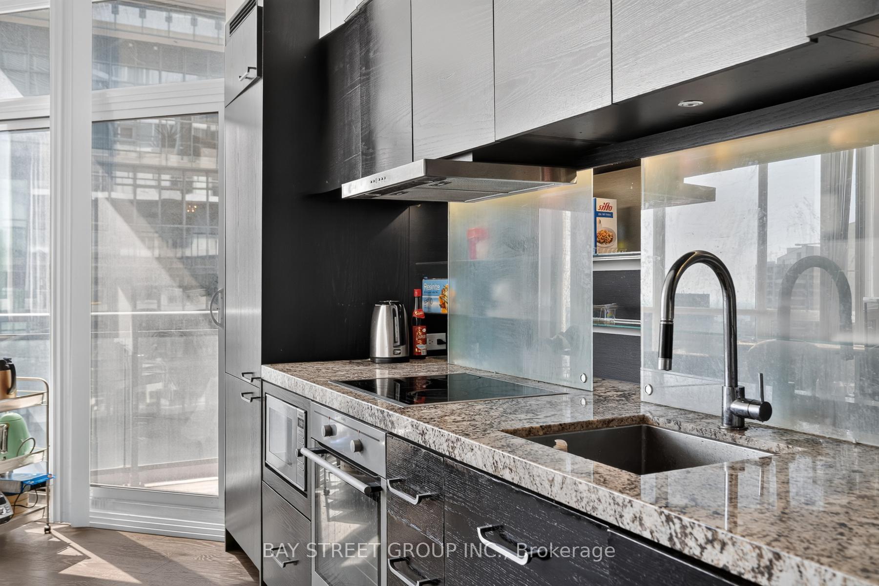 Photo 6 of Unit 5102, 45 Charles Street E, Toronto, Church-Yonge Corridor — HOMEH