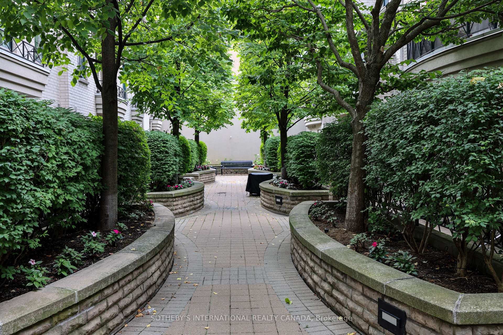 Photo 1 of Unit 21, 1 Baxter Street, Toronto, Rosedale-Moore Park — HOMEH