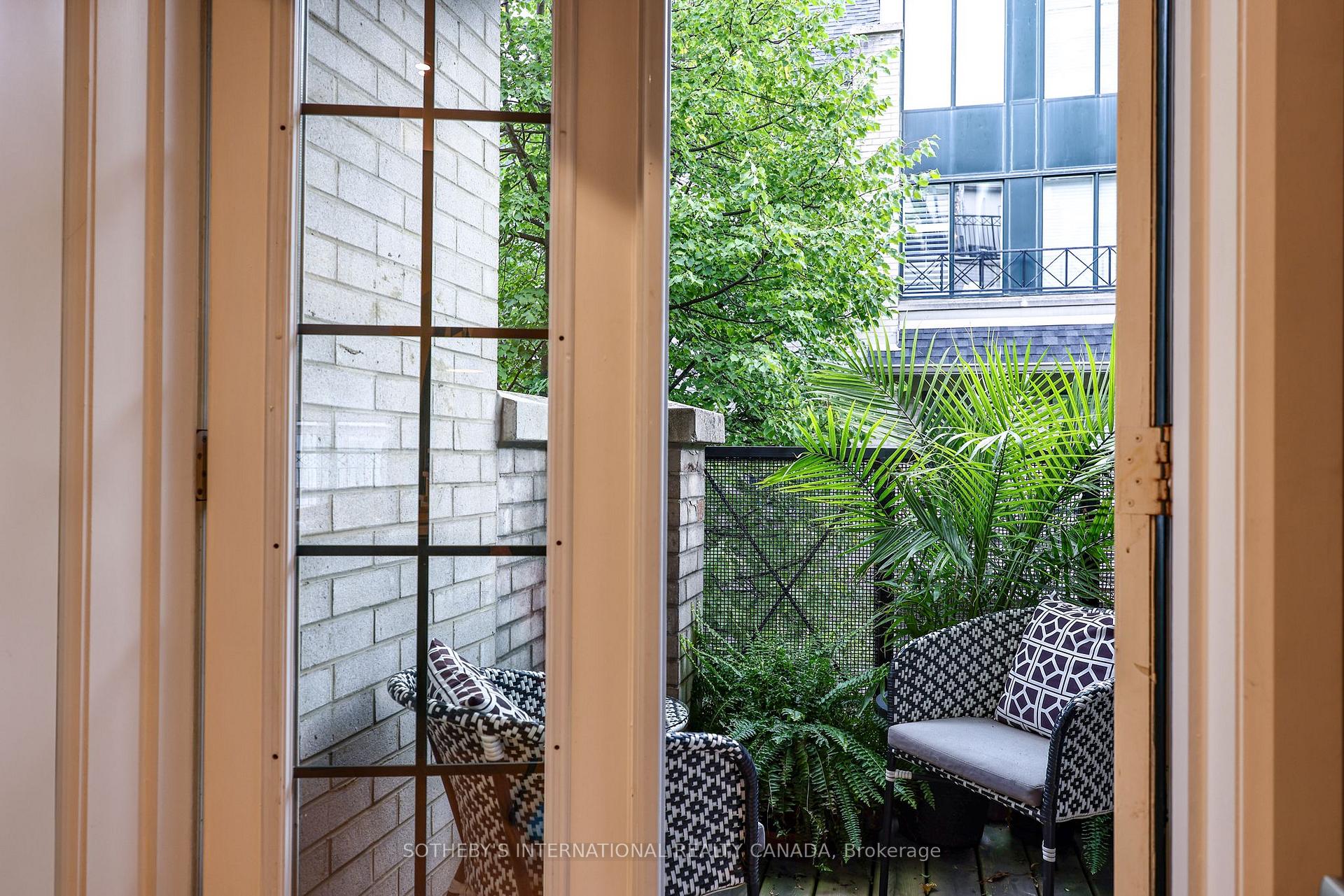Photo 7 of Unit 21, 1 Baxter Street, Toronto, Rosedale-Moore Park — HOMEH