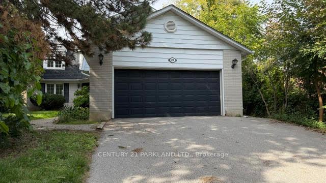 Photo 1 of 28 Pinnacle Road, North York, St. Andrew-Windfields — HOMEH