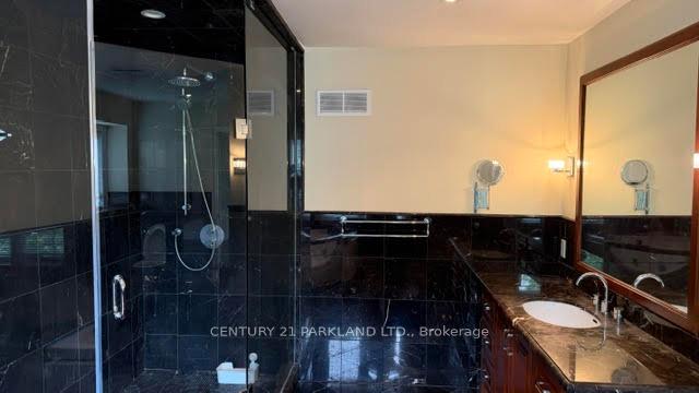 Photo 24 of 28 Pinnacle Road, North York, St. Andrew-Windfields — HOMEH