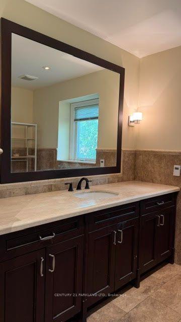 Photo 33 of 28 Pinnacle Road, North York, St. Andrew-Windfields — HOMEH