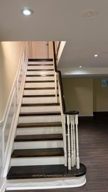 Photo 34 of 28 Pinnacle Road, North York, St. Andrew-Windfields — HOMEH