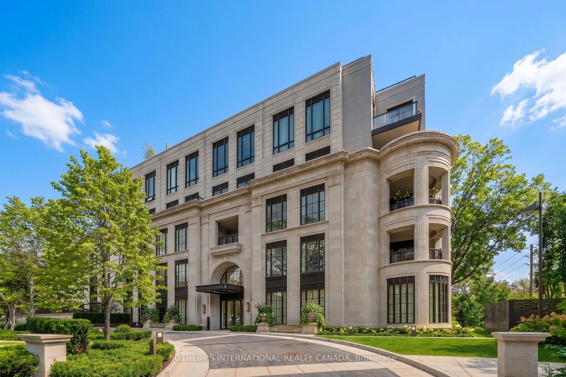 Photo of Unit 202, 77 Clarendon Avenue