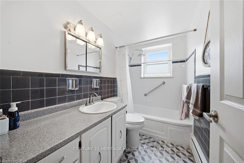 Photo 5 of Unit 508, 87 St George Street, Brantford, North Park/Wood St. — HOMEH