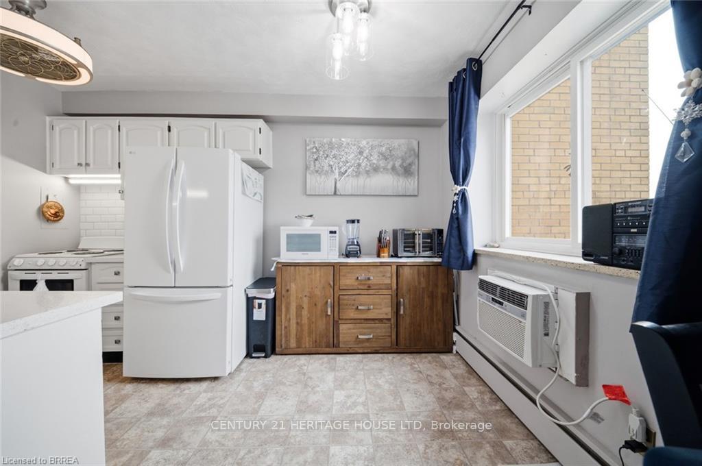 Photo 12 of Unit 508, 87 St George Street, Brantford, North Park/Wood St. — HOMEH