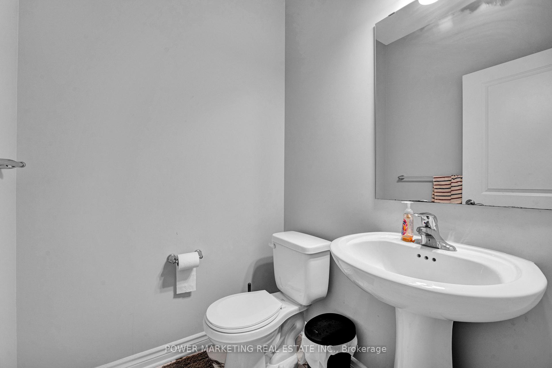 Photo 19 of 20 Atop Lane, Ottawa, Riverside South/Gloucester Glen — HOMEH
