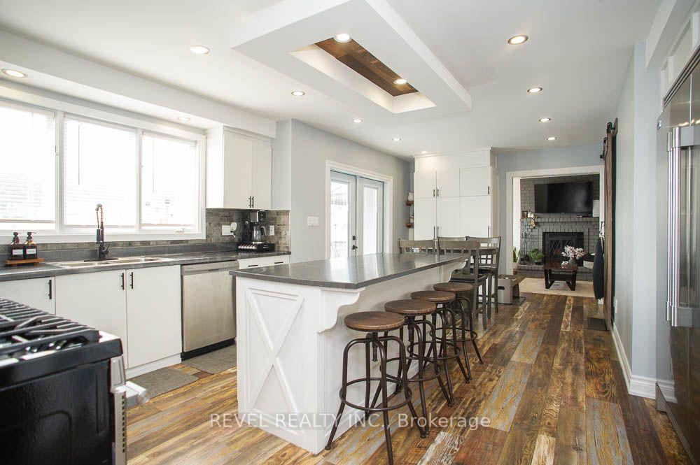 Photo 6 of 7 Cooper Court, Brantford, Empire South — HOMEH