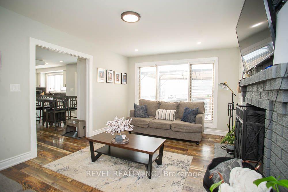 Photo 11 of 7 Cooper Court, Brantford, Empire South — HOMEH