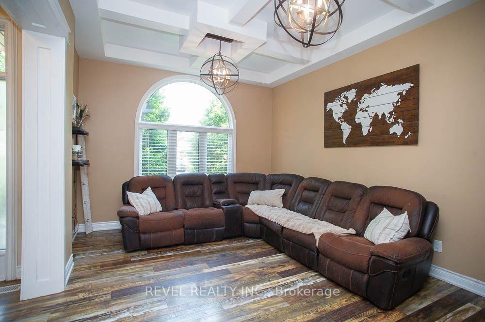 Photo 14 of 7 Cooper Court, Brantford, Empire South — HOMEH