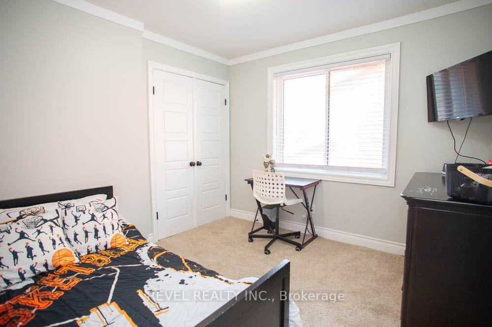 Photo 19 of 7 Cooper Court, Brantford, Empire South — HOMEH