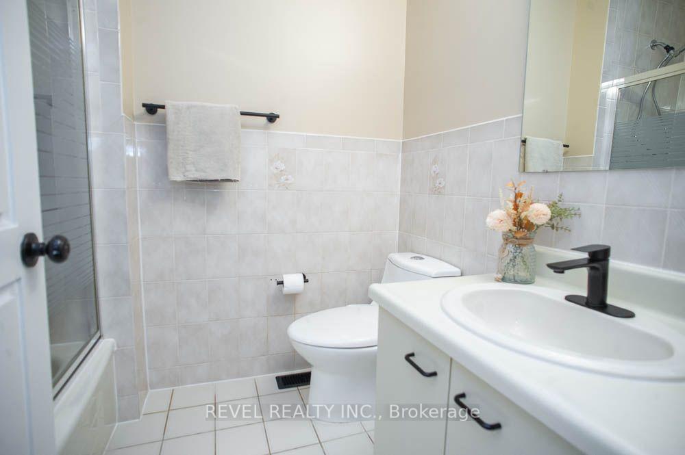 Photo 25 of 7 Cooper Court, Brantford, Empire South — HOMEH