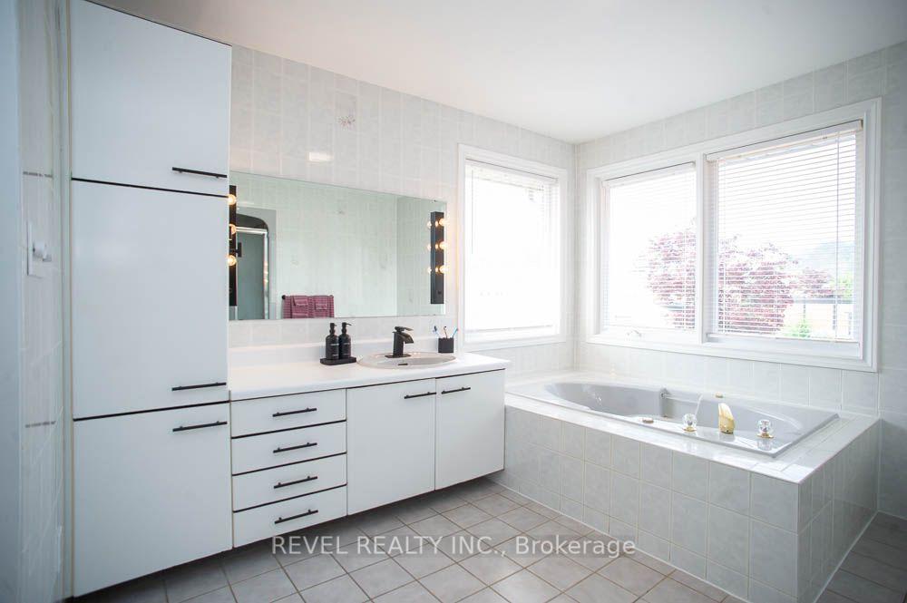 Photo 30 of 7 Cooper Court, Brantford, Empire South — HOMEH