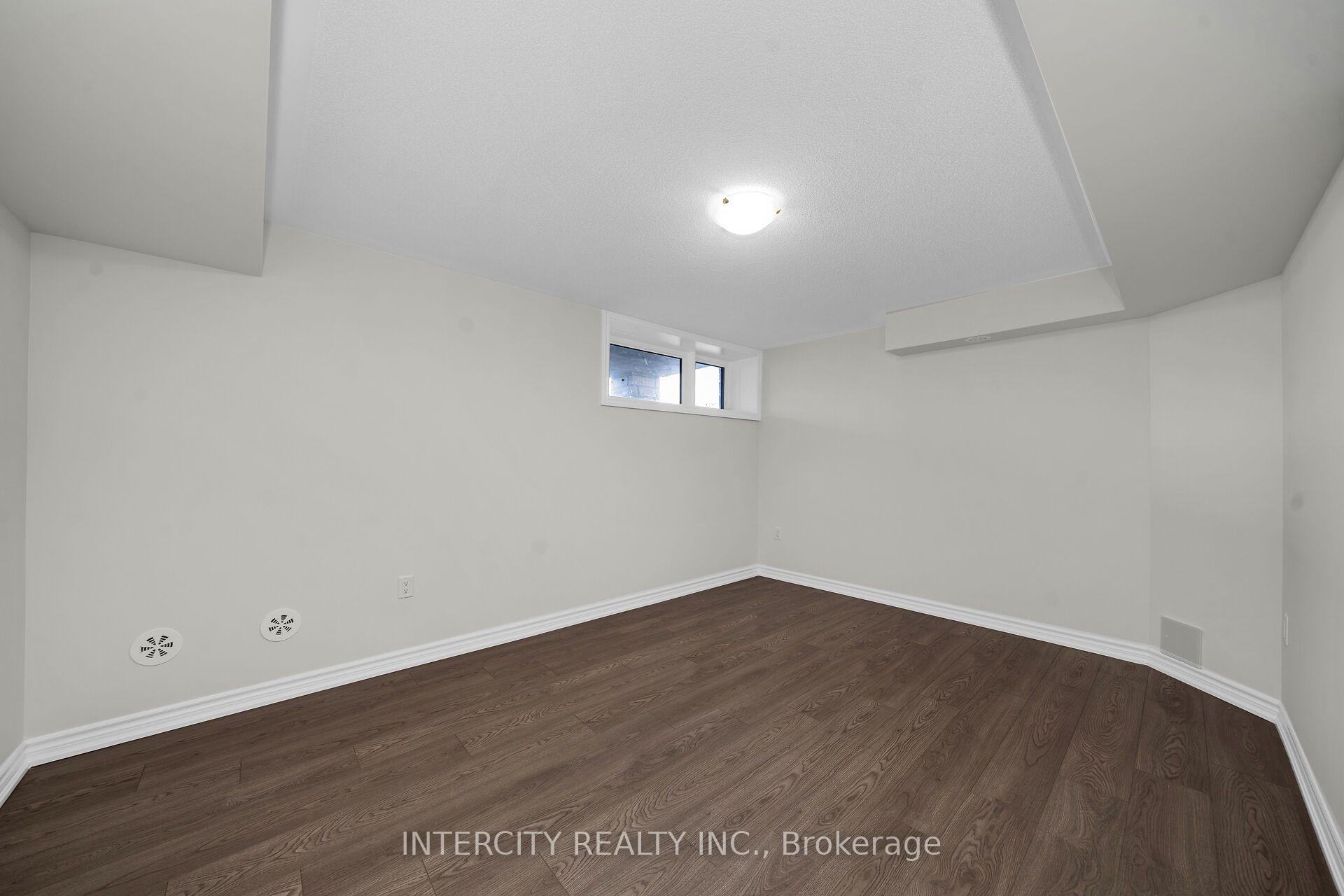 Photo 15 of Unit 10F, 513 Tim Manley Avenue, Caledon, Rural Caledon — HOMEH