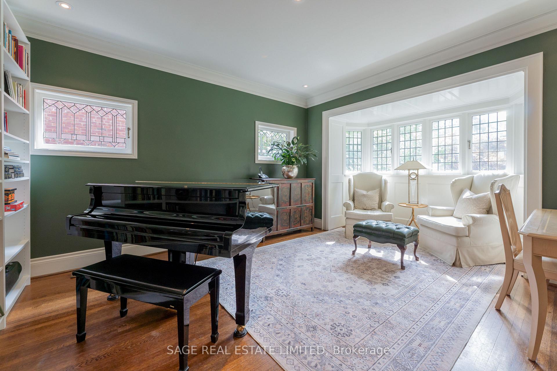 Photo 15 of 43 Oriole Road, Toronto, Yonge-St. Clair — HOMEH