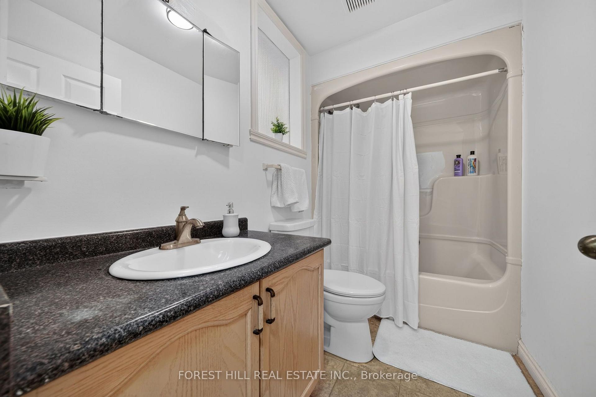Photo 10 of 2999 Lakeside Drive, Severn, Washago — HOMEH