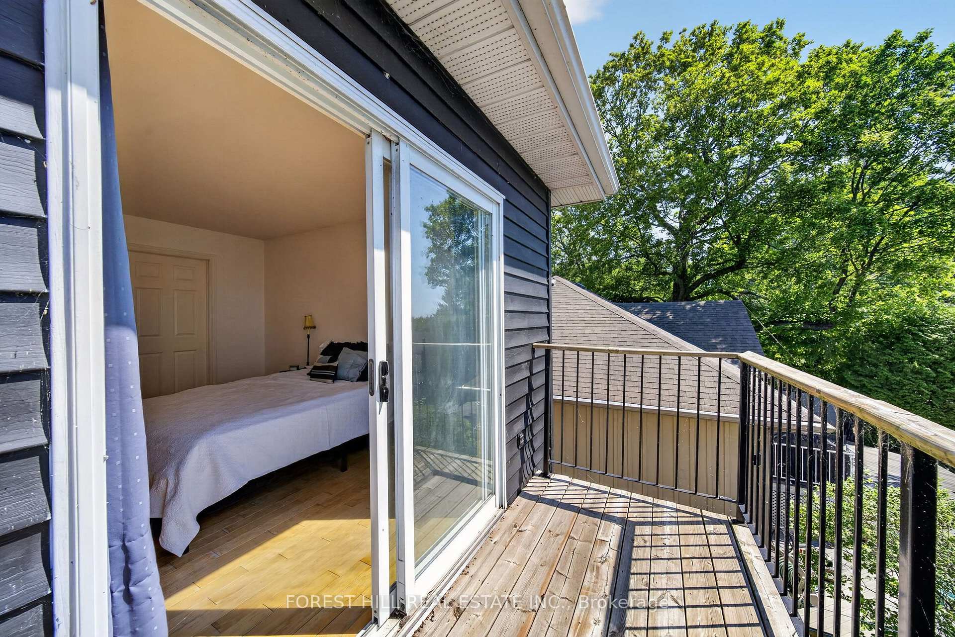 Photo 13 of 2999 Lakeside Drive, Severn, Washago — HOMEH