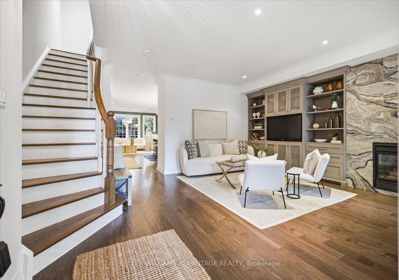 Photo 2 of 128 Boardwalk Drive, Toronto, The Beaches — HOMEH