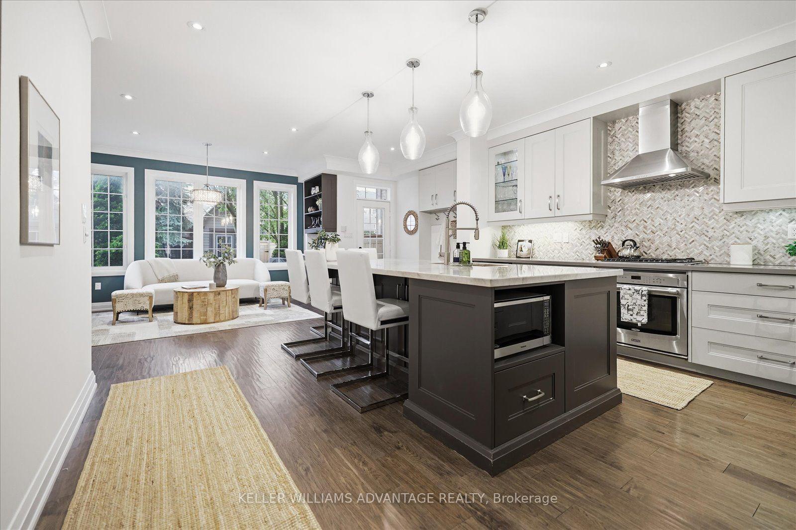 Photo 7 of 128 Boardwalk Drive, Toronto, The Beaches — HOMEH