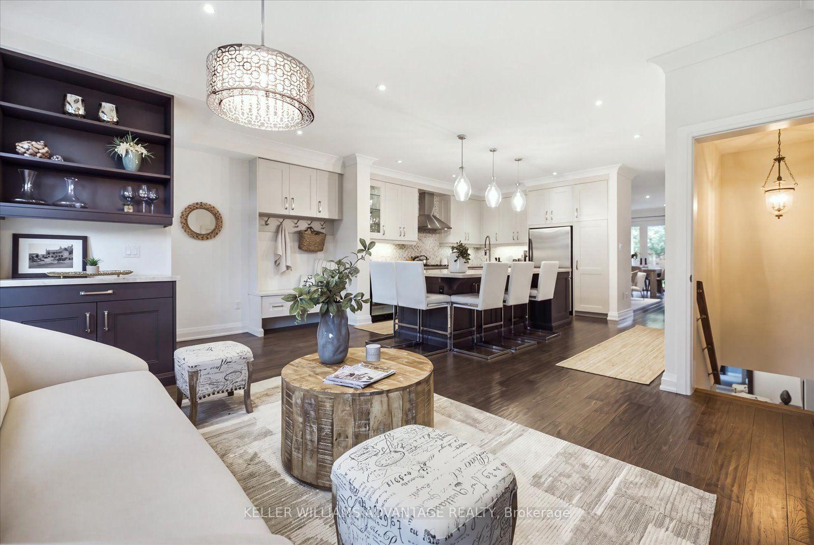 Photo 10 of 128 Boardwalk Drive, Toronto, The Beaches — HOMEH