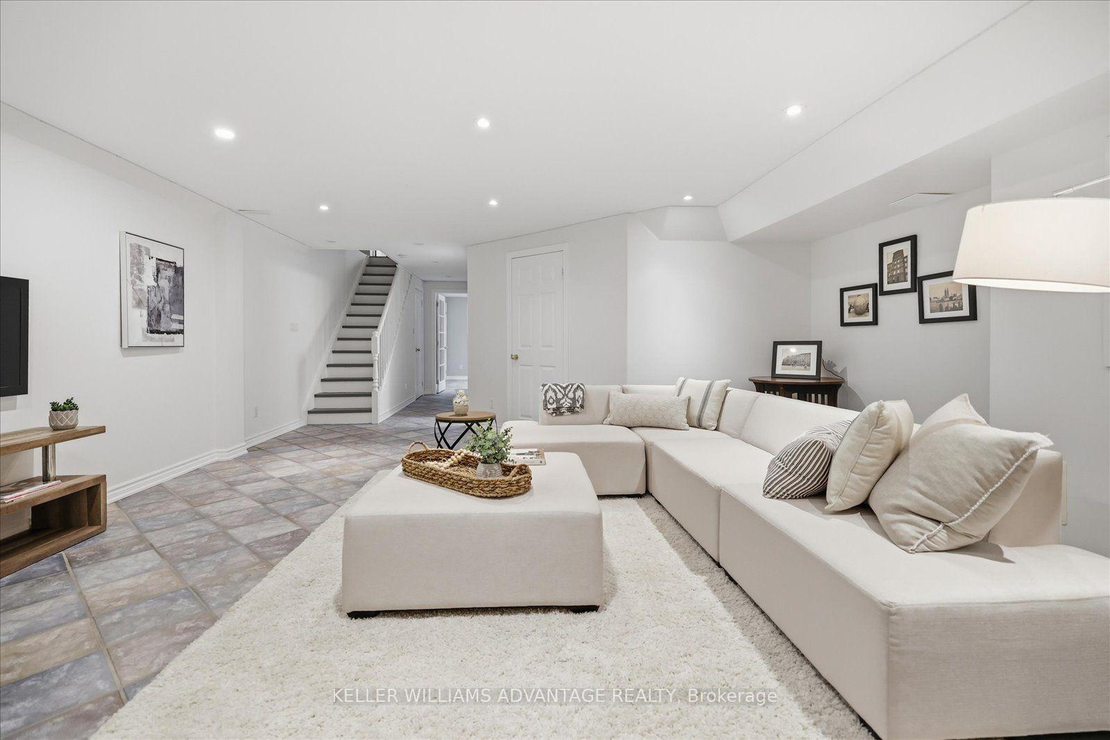 Photo 36 of 128 Boardwalk Drive, Toronto, The Beaches — HOMEH